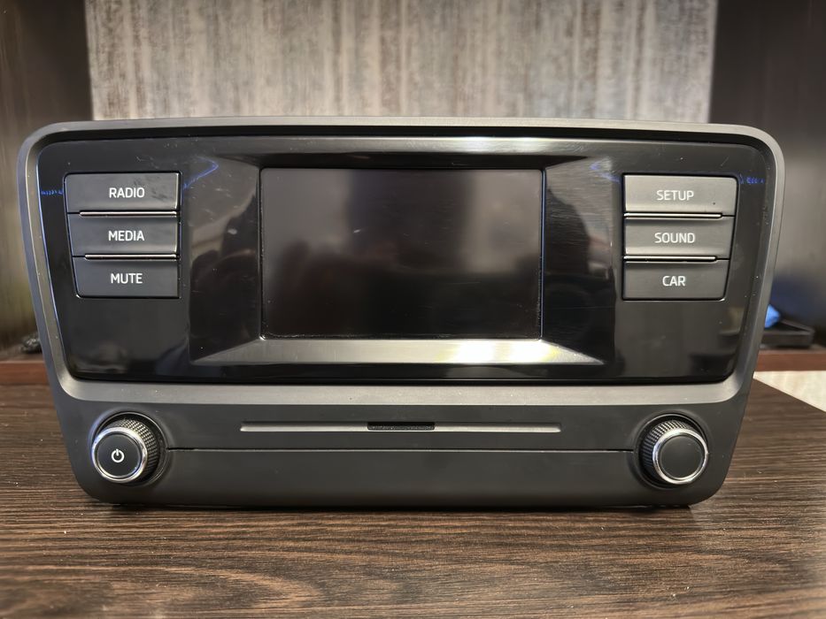 Штатная магнитола Skoda Octavia A7