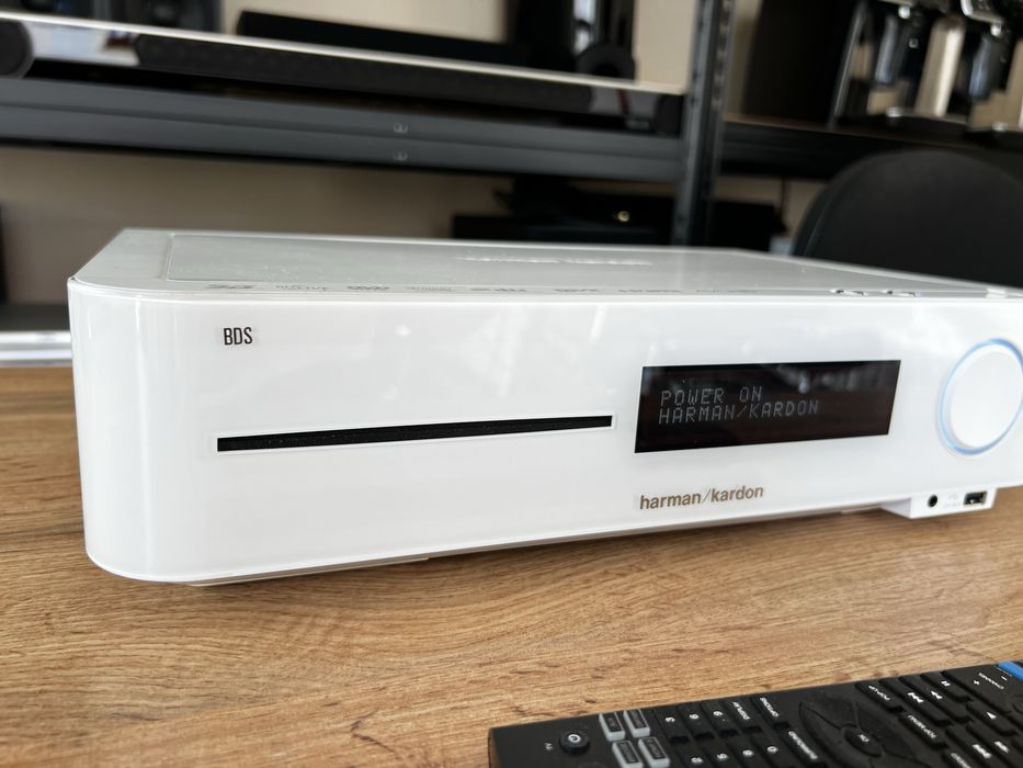 #2167 Harman Kardon BDS 570 – 3D Blu-ray | HDMI | Kino domowe | Pilot | Biały