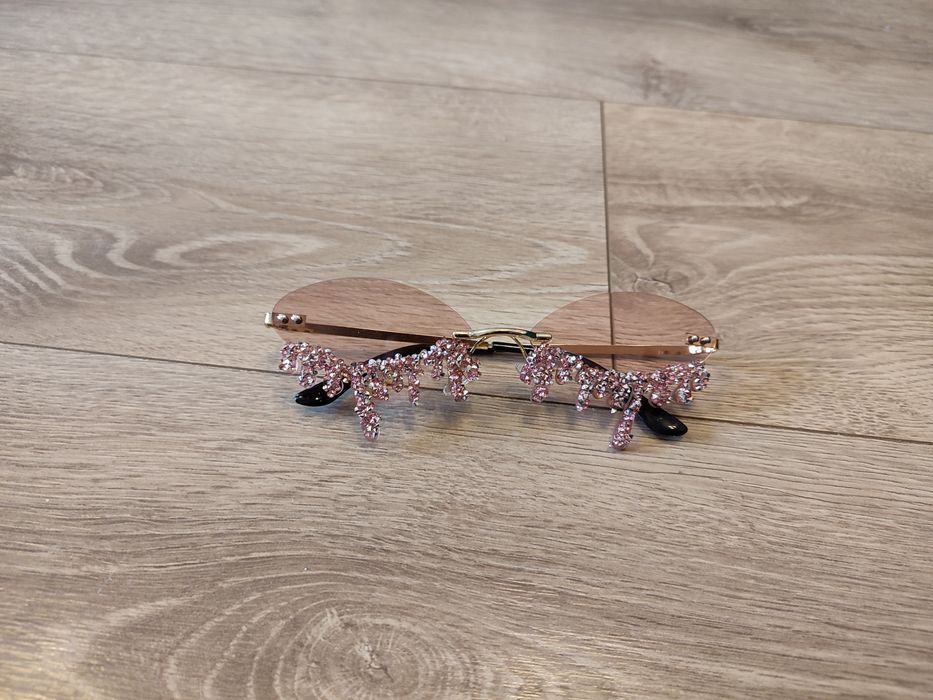 Nowe okulary dla dziecka jasne