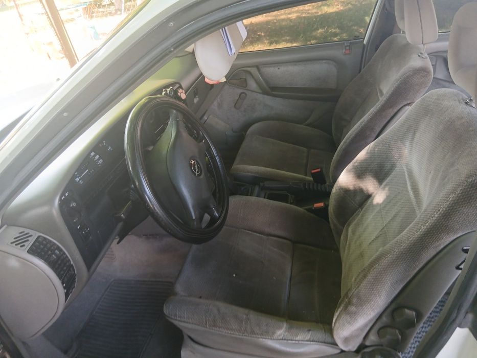 Срочно Продам опель омега а