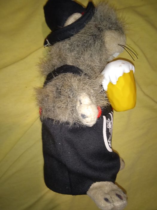 Бобер хомяк поющий на немецком языке