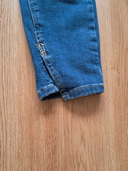 Jeansy River Island