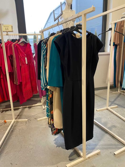 wieszak do garderoby, wieszak odzieżowy, meble do sklepu