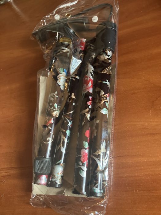 Нова регульована тростина для людини невел. зростк