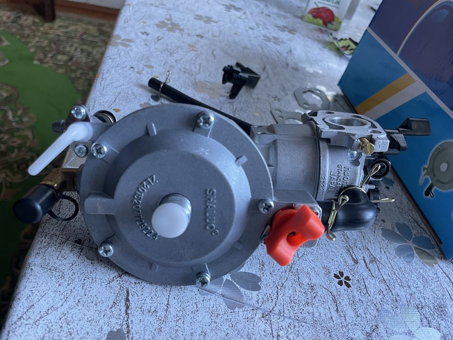Газовый карбюратор на генератор 3kW 168-170F