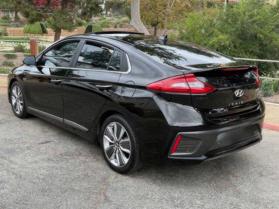 Hyundai IONIQ      2019