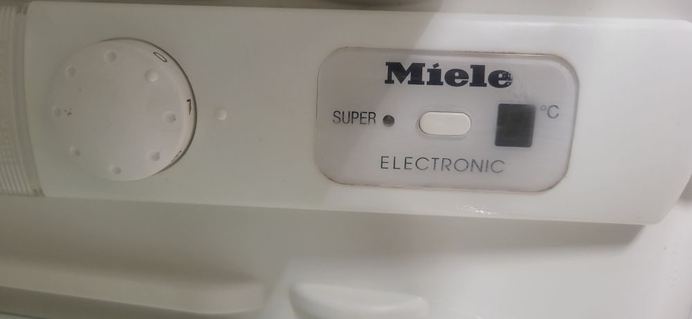 Холодильник Miele k2316s