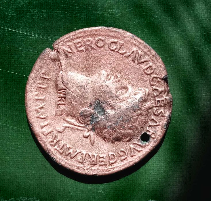 Rzymska moneta Nero i mała nie znam pochodzenia