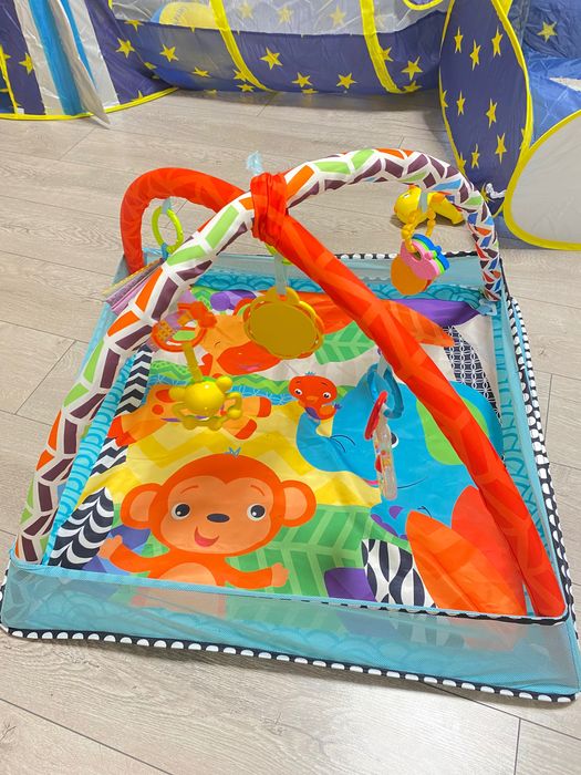 Дитячий розвиваючий килимок