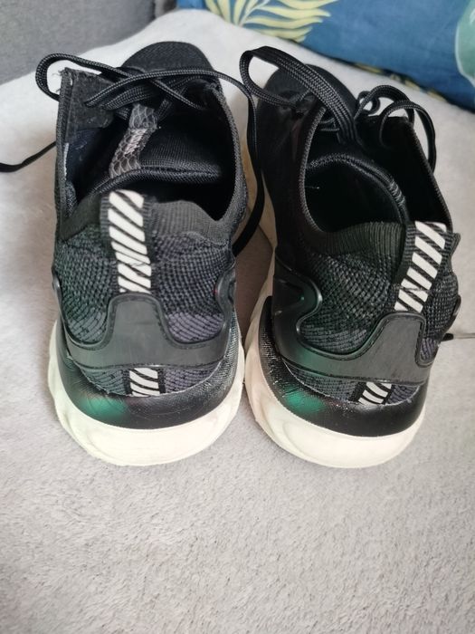 Buty sportowe męskie