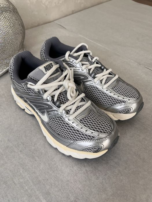 кросівки Nike Air Max Moto 2K Grey/White IQ7592-077