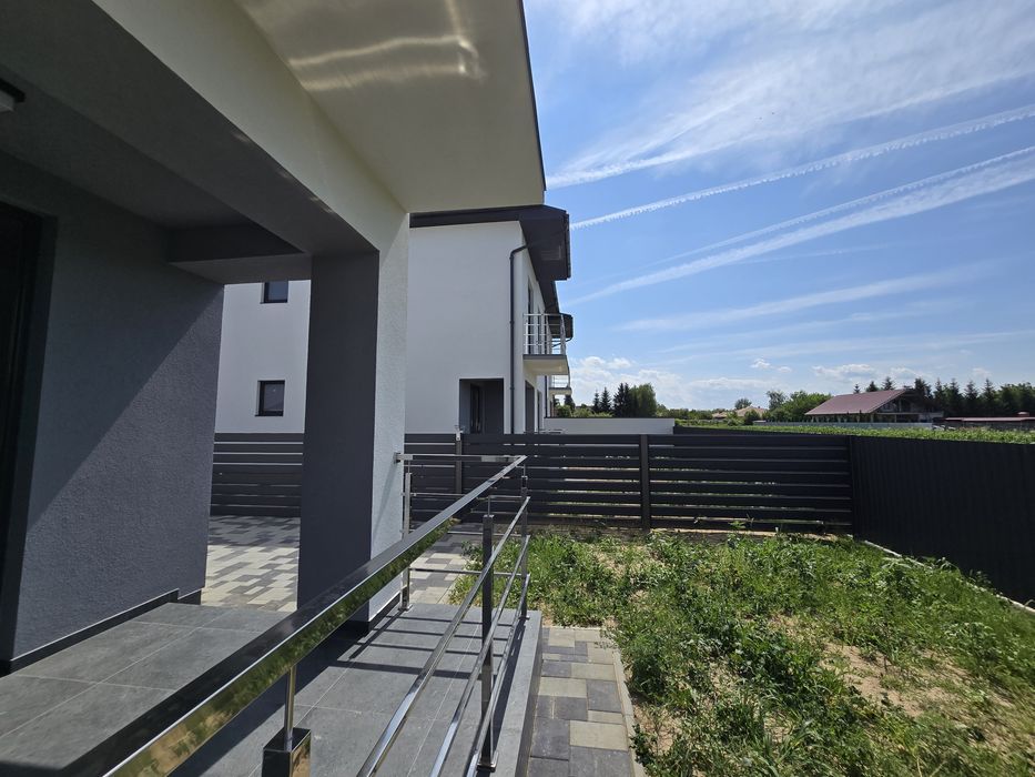 ПРОДАЖ КОТЕДЖІВ  газове опалення / гарна локація / 853 $ за м²