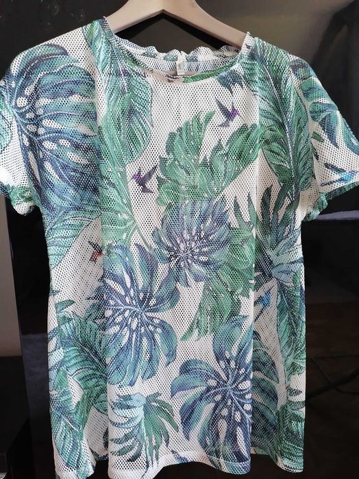 T-shirt Stradivarius ażurowy r S
