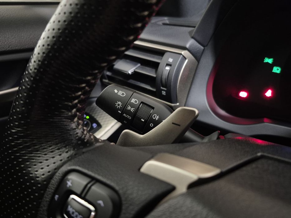 Lexus IS 200T - 245cv - AUTOMÁTICO | GARANTIA | 65.000KM - F SPORT