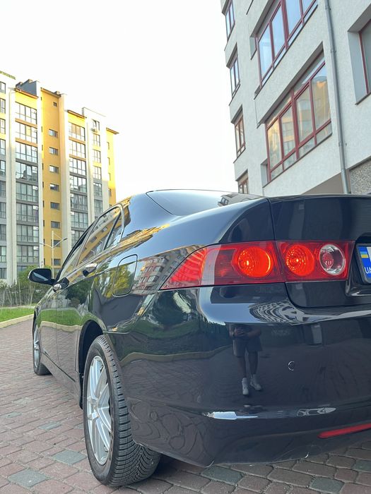 Продам Accord автомат !