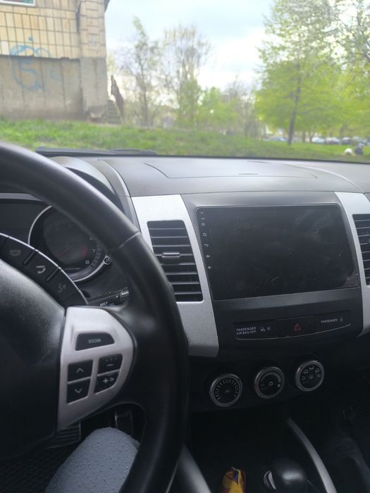 Міцубісі аутлендр xl