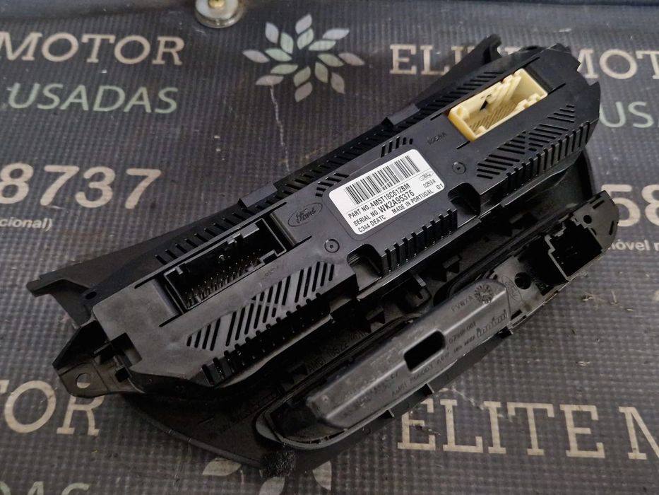 Climatronic usado FORD C-MAX III 2 AM5T18C612BM