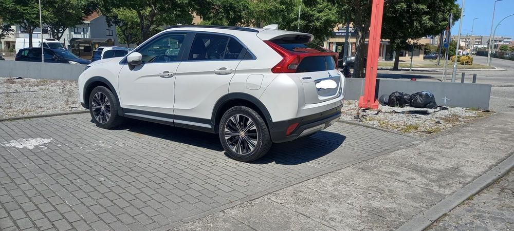 Mitsubishi Eclipse Cross 1.5 Turbo 2018 | 151.000 km | 1 Dono | GPS | Sensores | 12.500€