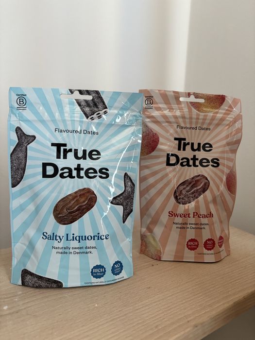 Daktyle TRUE DATES dwupak lukrecja i brzoskwinia