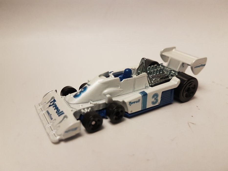 Hot Wheels Tyrrell P34 bolid Indy F1
