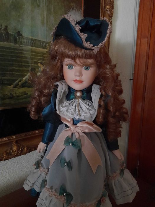 Bonecas de porcelana