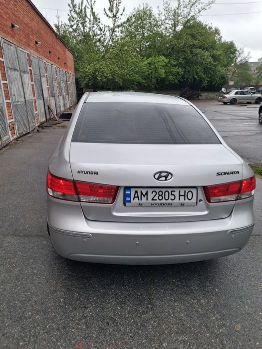 Продам сімейний автомобіль