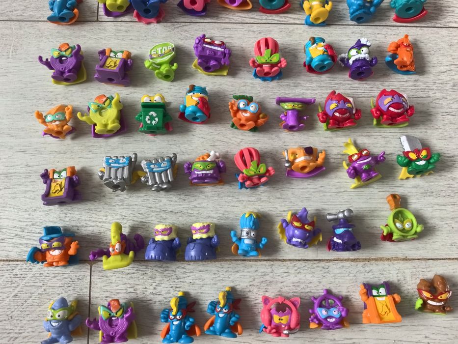 Super things figurki