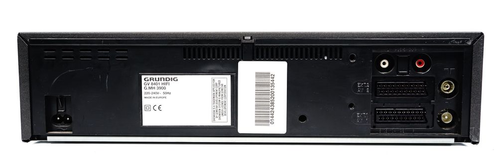 Magnetowid nagrywający GRUNDIG GV 8401 VHS VCR 6-głowic Hi-Fi Stereo