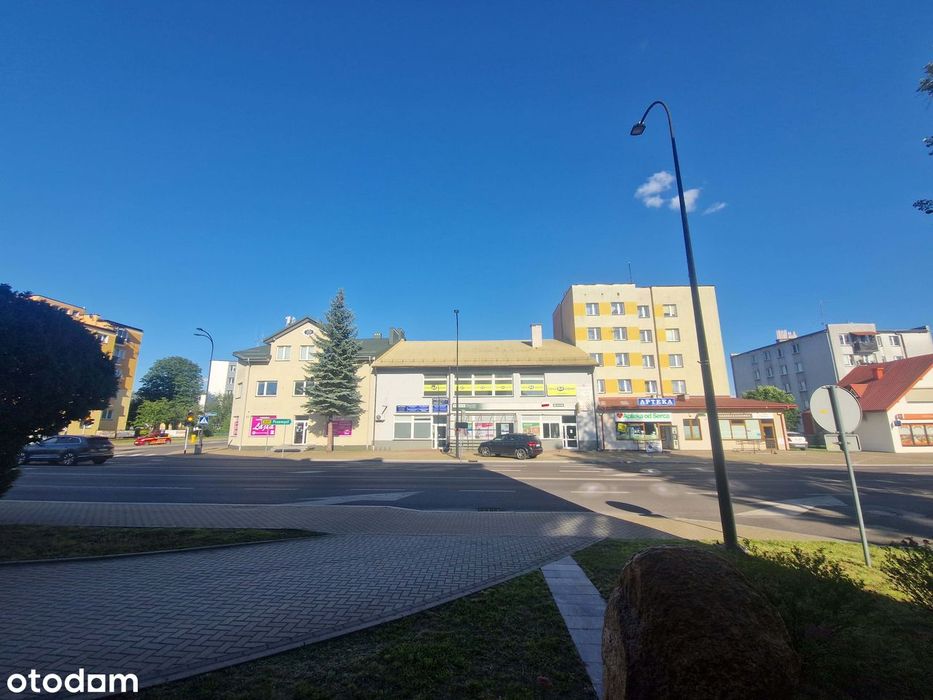 Lokal usługowo-handlowy 240 m2 centrum.