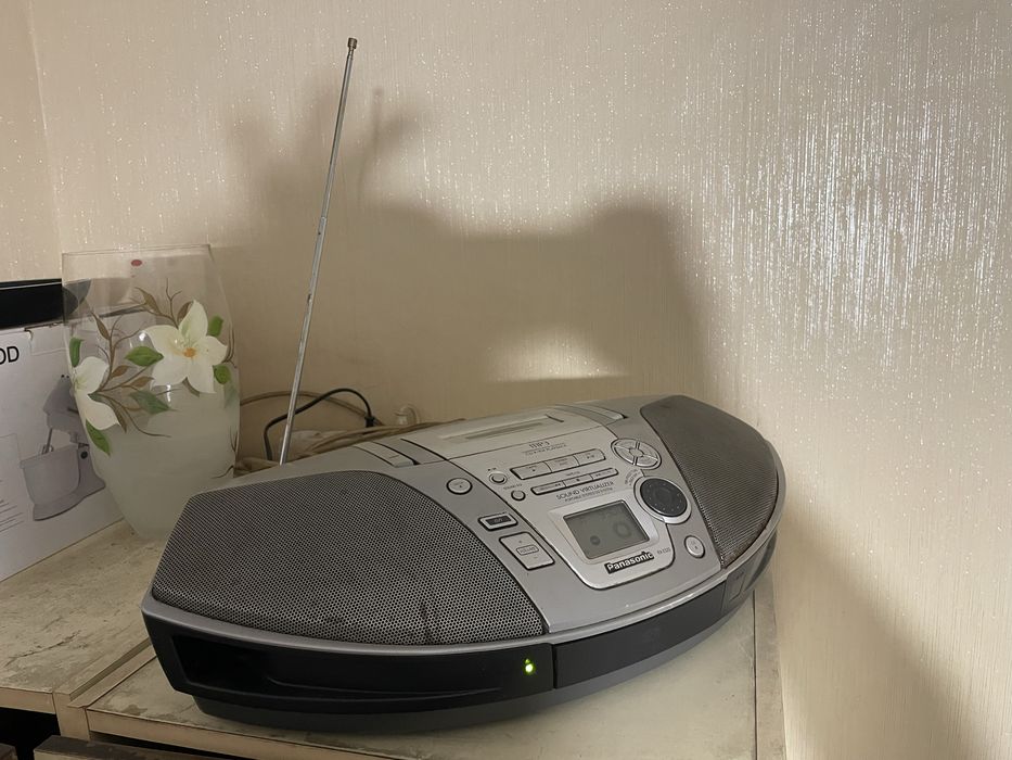 Panasonic rx-es23  магнитола