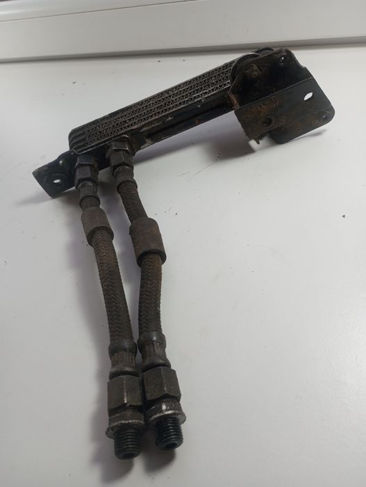 Chłodnica Suzuki DR 600 oryginalna w dobrym stanie