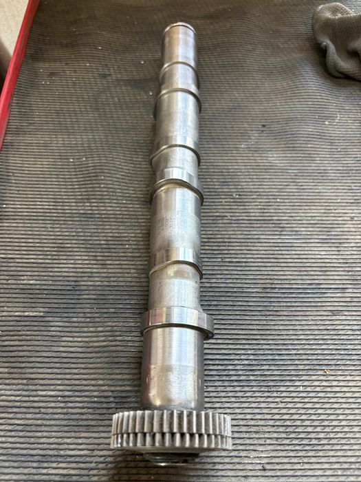 Розпредвал БВ  Audi V6 2,5 TDI BAU