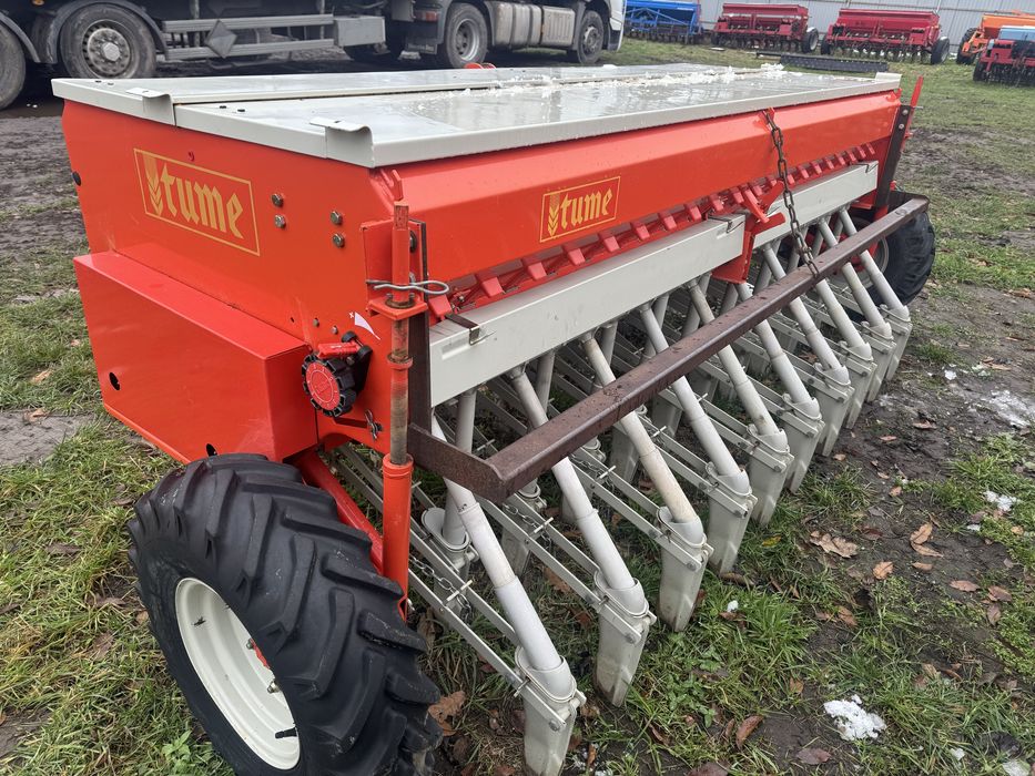 Сівалка зернова Анкерна з міндобривом TUME KL250 2.5м Гарний Стан