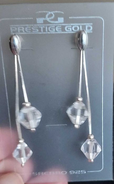 Nowe, srebrne pr. 925 kolczyki z kryształkami