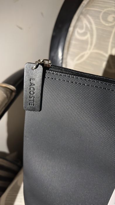 Mala Lacoste Preta