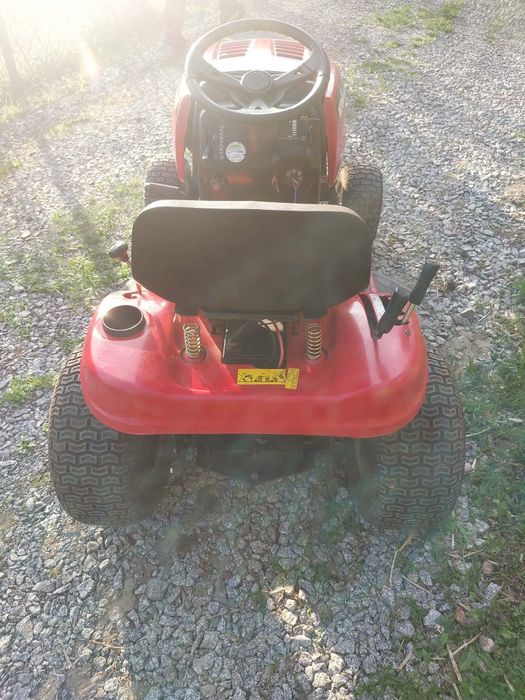 Traktorek kosiarkę mtd Briggs & Stratton 12.5km