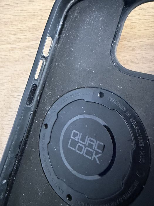 Capas Quad Lock iphone 15