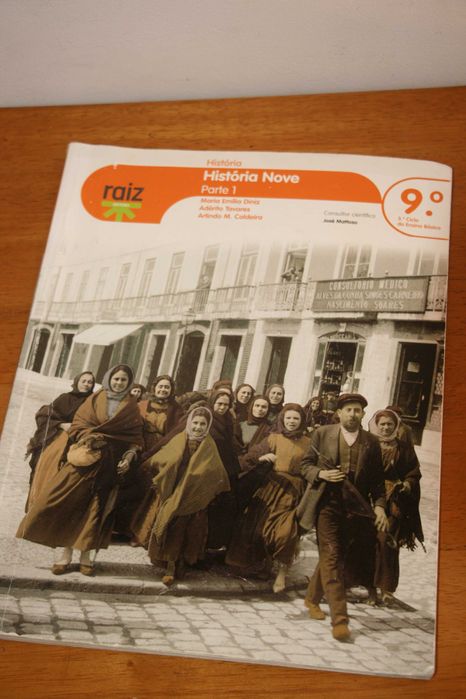 Manuais + Caderno de Atividades "História Nove" 9º ano