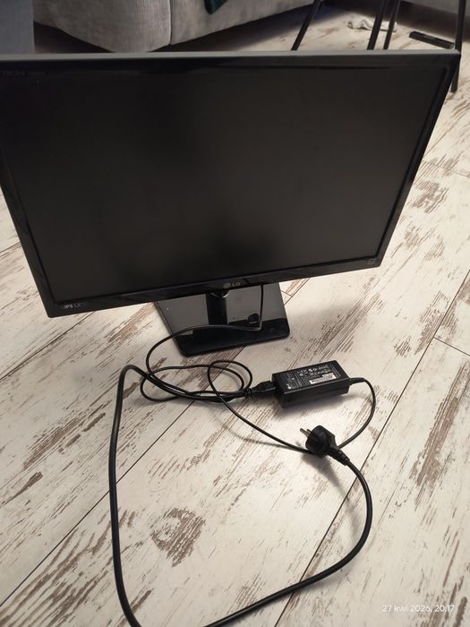Monitor LG 23 cale  LED HDMI