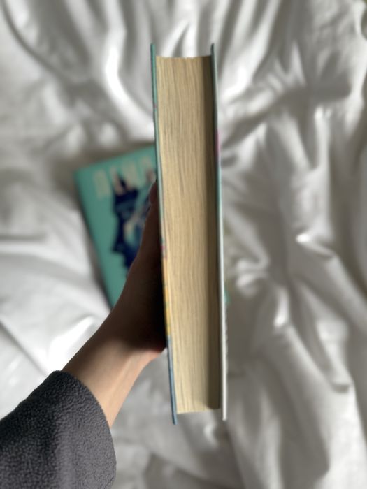 «Дім у волошковому морі» Т. Дж. Клюн