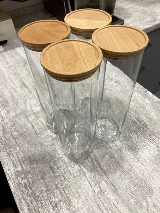 Ємність з кришкою Butlers 10 см. x 28.5 см., 4 шт