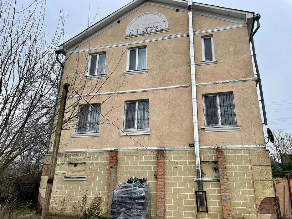 Дом с ремонтом в Сухом лимане