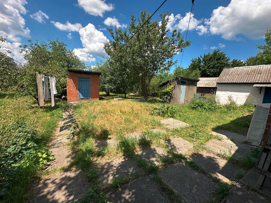 Продам капітальний житловий будинок, 10 хвилин від метро Індустріальна (Пролетарська)