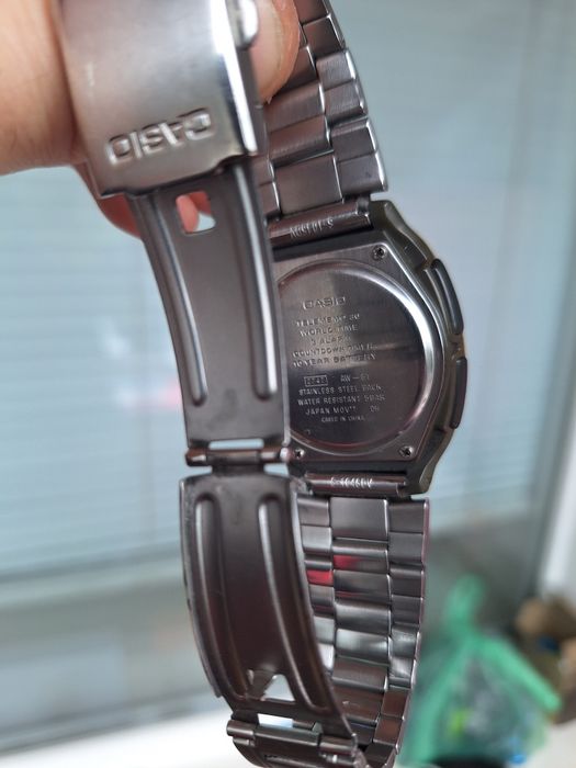 Оригінальний годинник Casio AW-81