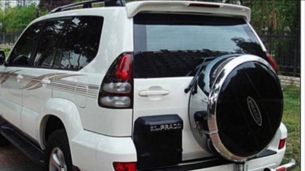 Toyota Land Cruiser Prado 90 120 Чехол запаски оригинал (пластик) хром