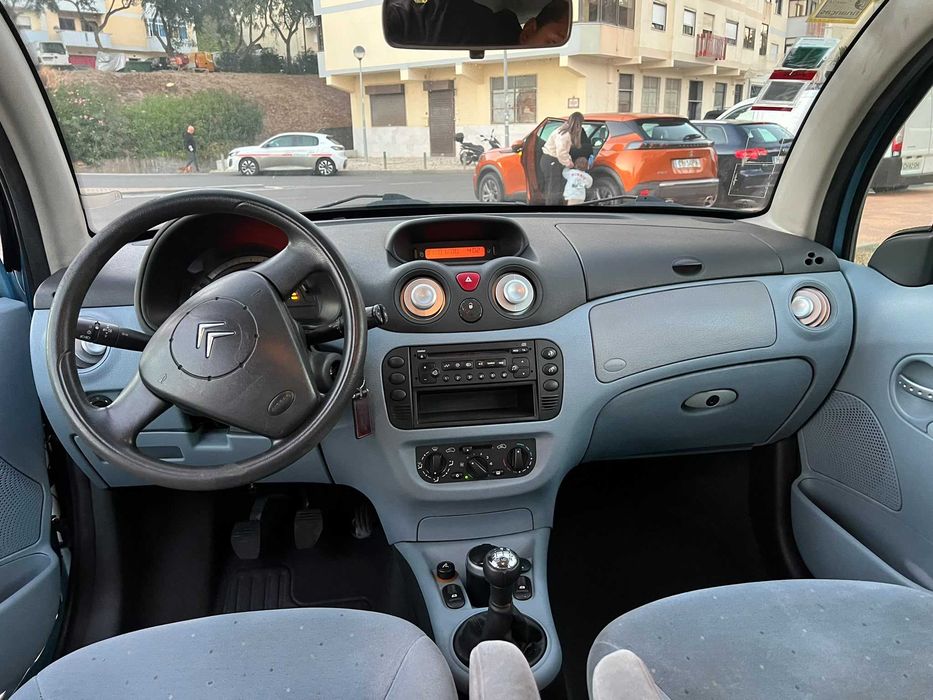 Citroen C3 1.1 Exclusive (1 Dono) - Excelente Estado Geral