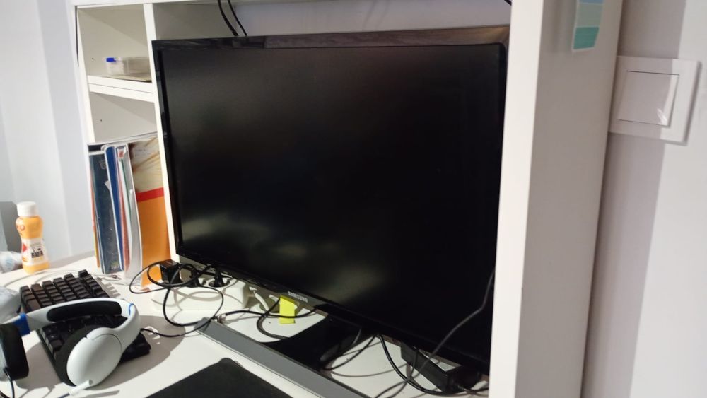 Monitor - Samsung U28E590D 4K