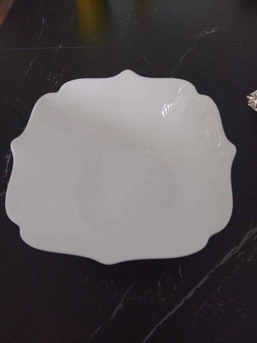 Салатник серії Luminarc Authentic White(24см)