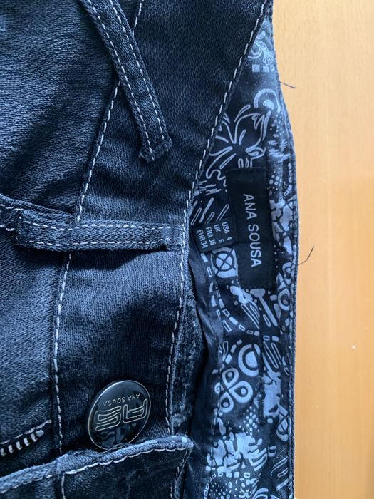 Calcas, blusão e gabardine Ana Sousa