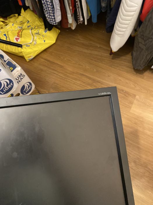 Монитор Acer V193HQV 19” (LED, VGA)